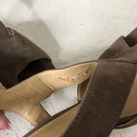 Michael Kors Women's Crisscross Suede Buckle Slingback Sandals Taupe Size 8 - Picture 7 of 8